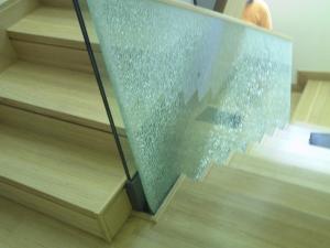 glass railing with crackeled technique